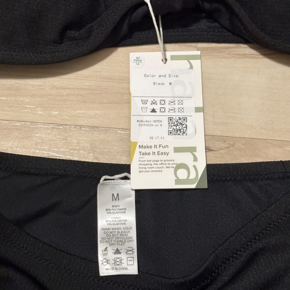High waisted 2 piece Black Bikini NWT Ribbed Material - Picture 4 of 4
